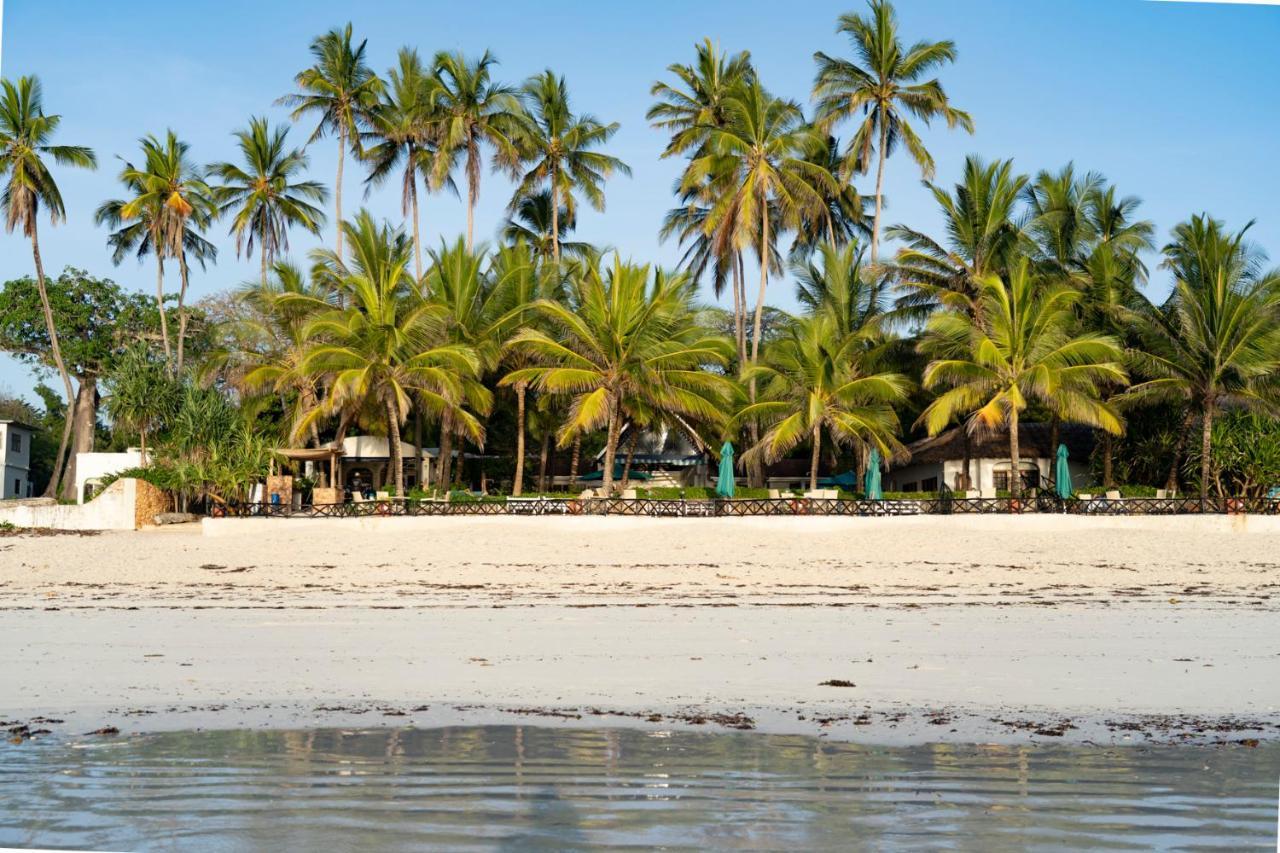 Asha Boutique Hotel Praia de Diani Exterior foto